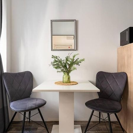 Chic Studio By City Center By Hm Vienna Exterior photo